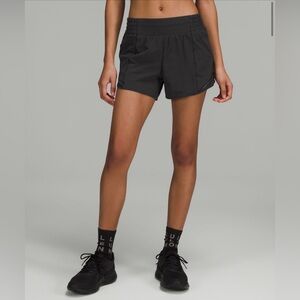 Hotty Hot High-Rise Lined Short 4". Size 6. Black